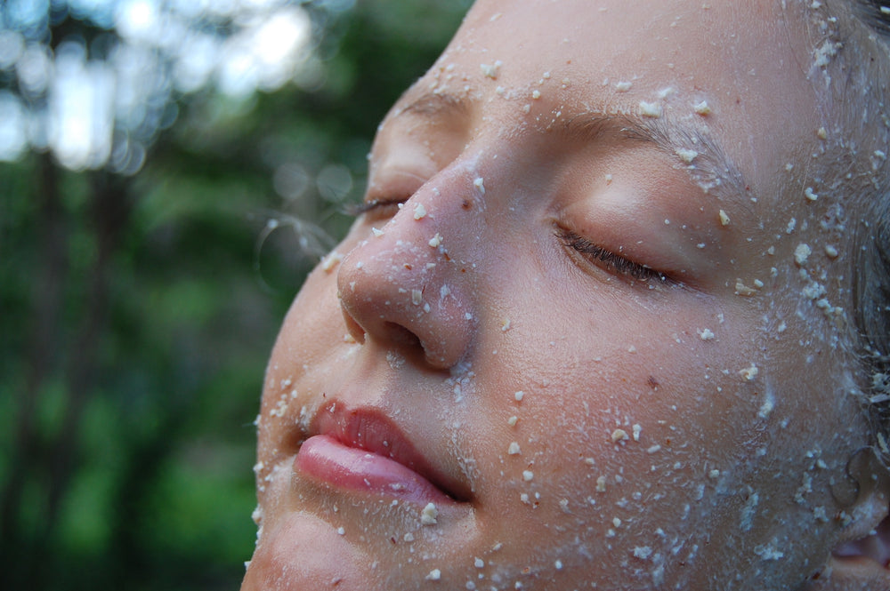 Easy and simple home made face scrub