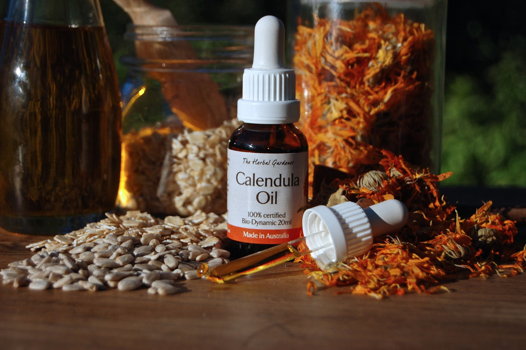 6 tips to moisturise dry facial skin - The Herbal Gardener