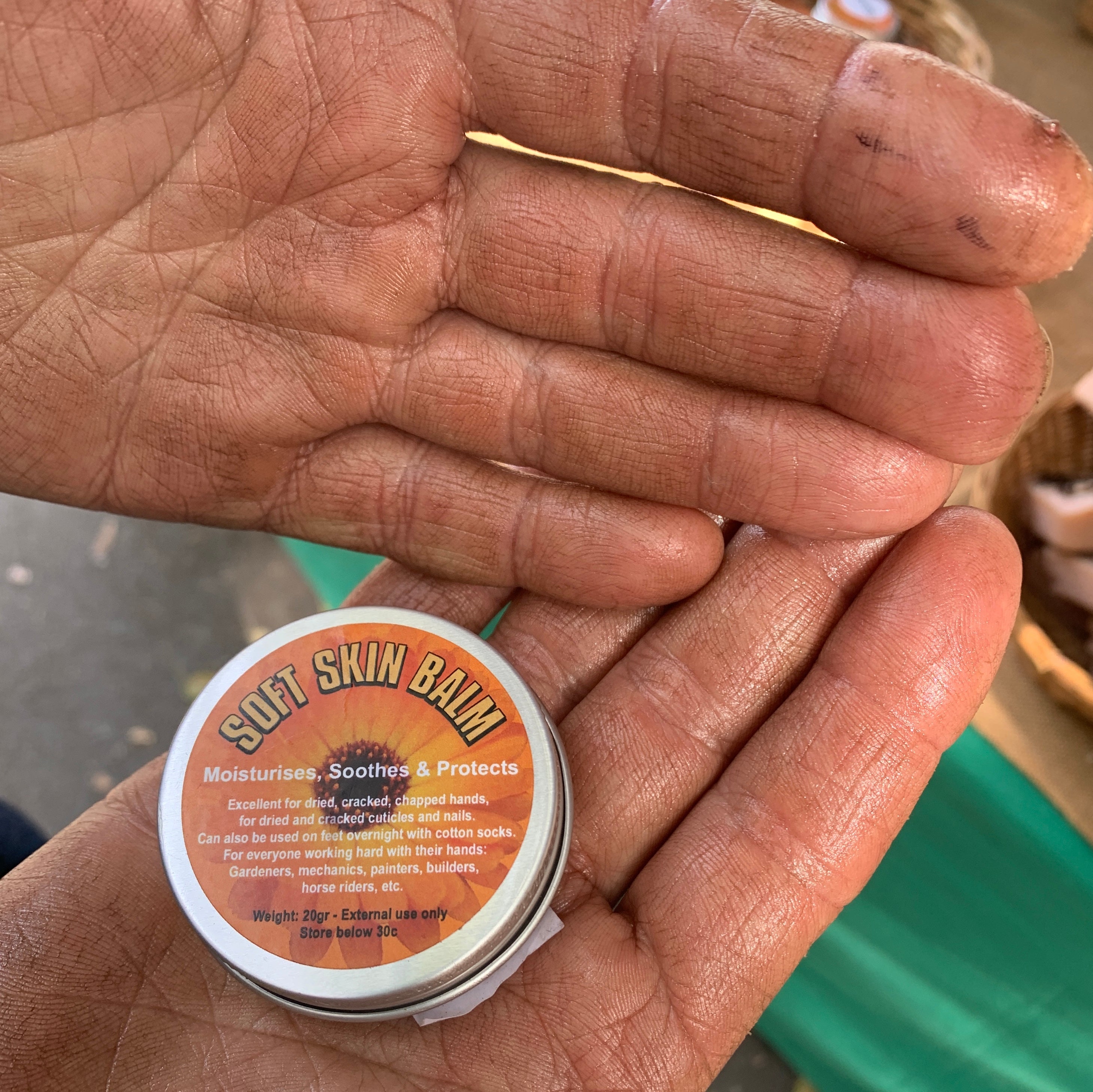 Hand moisturising solutions - The Herbal Gardener