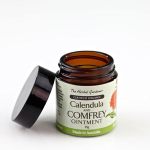 100% Natural organic Calendula & Comfrey Ointment assists in healing skin issues, minor wounds and injuries such as low grade burns, abrasions, insect and spider bites and stings, scars, cuts, cracked nipples, chapped skin, and a cream treatment for radiation burn (prevention / protection).